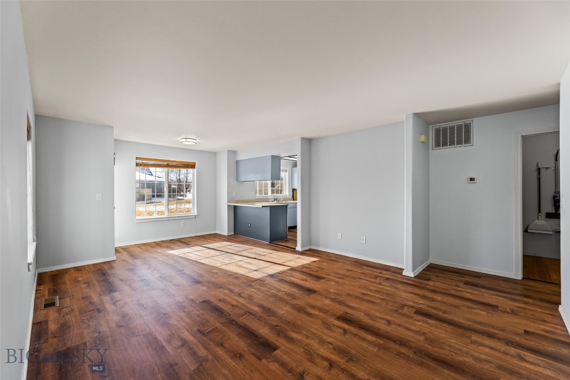 3016 W Villard 2b Property Photo 13