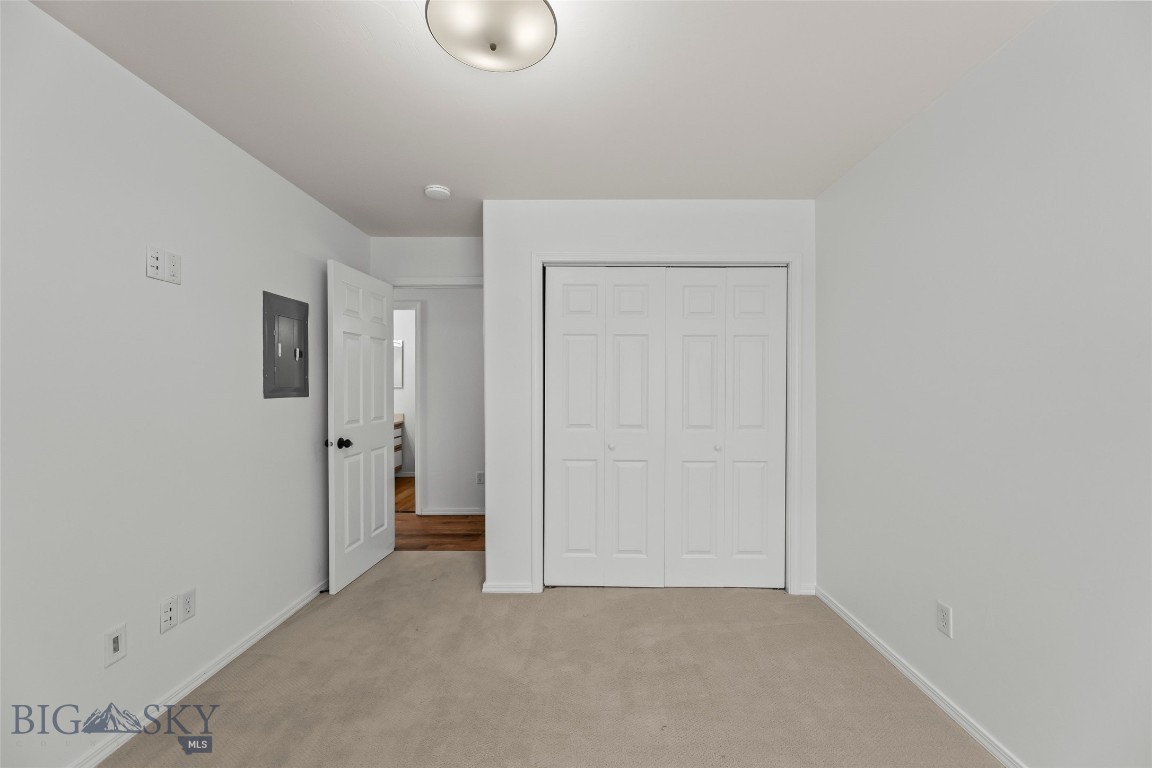 3016 W Villard 2b Property Photo 30