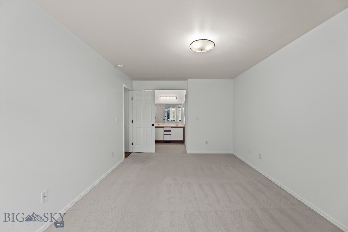 3016 W Villard 2b Property Photo 33