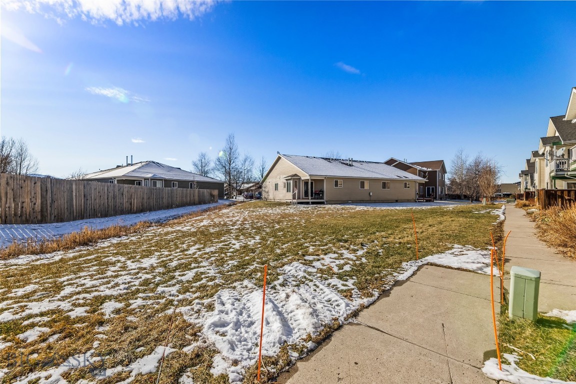 3016 W Villard 2b Property Photo 43