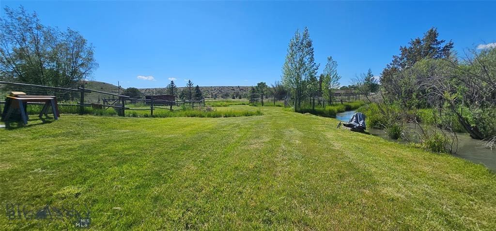 13 Sheffield Drive Property Photo 38