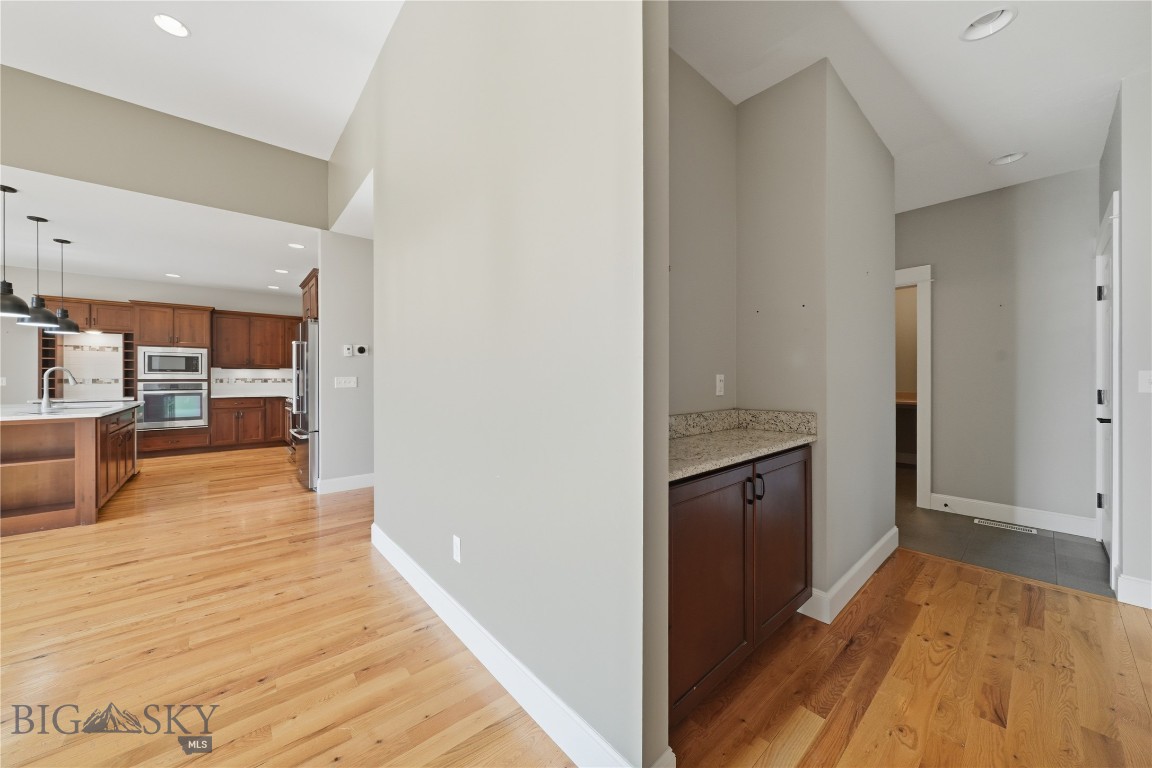 254 Pattee Property Photo 17