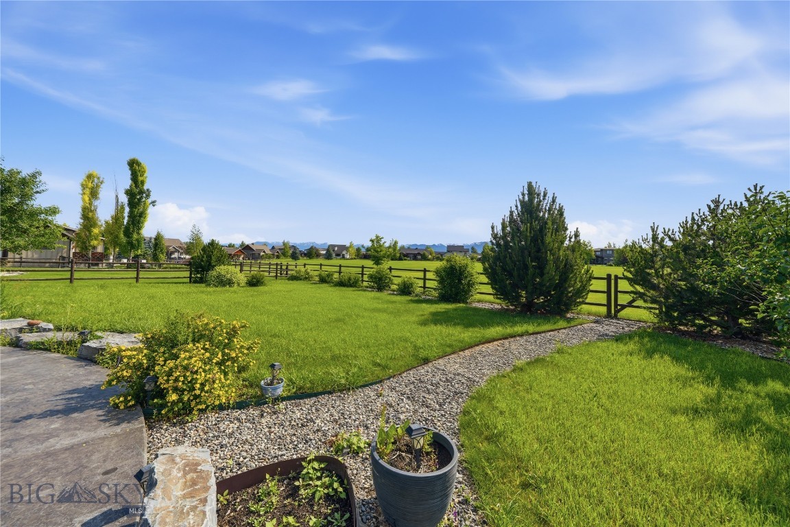 254 Pattee Property Photo 36