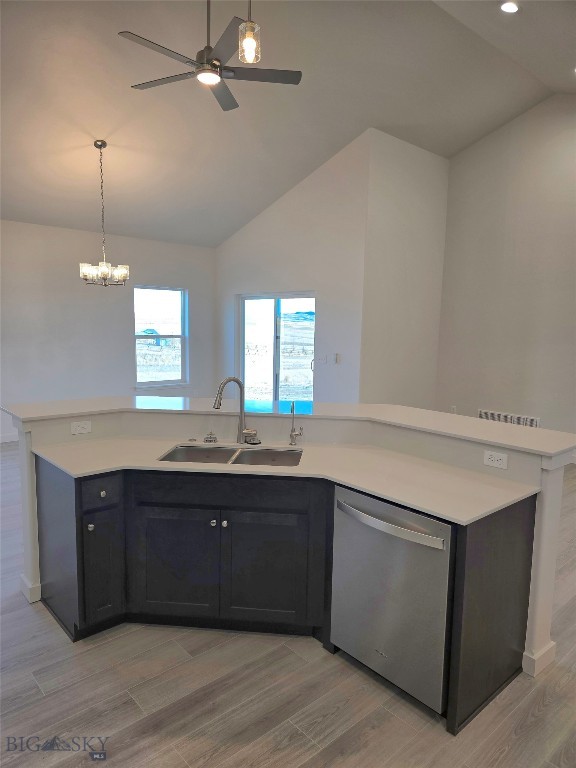 2 W Overland Property Photo 4