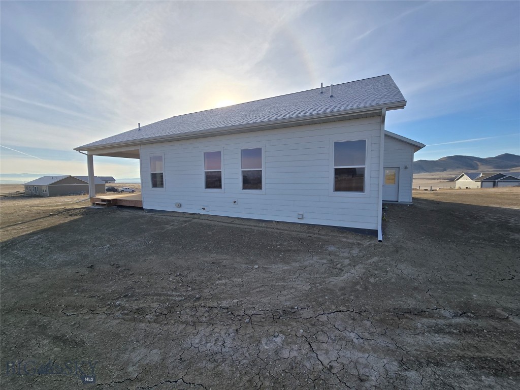 2 W Overland Property Photo 28