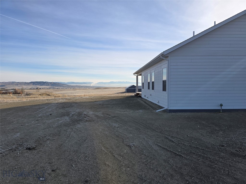 2 W Overland Property Photo 29