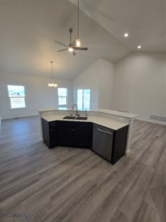 7 E Overland Property Photo 6