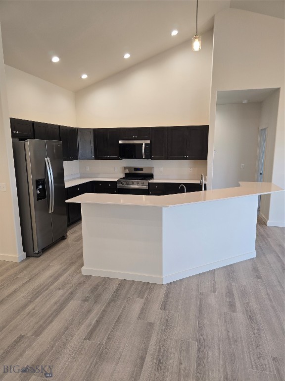 7 E Overland Property Photo 7