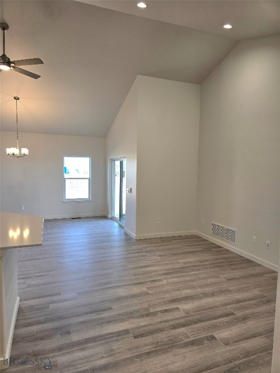 7 E Overland Property Photo 17