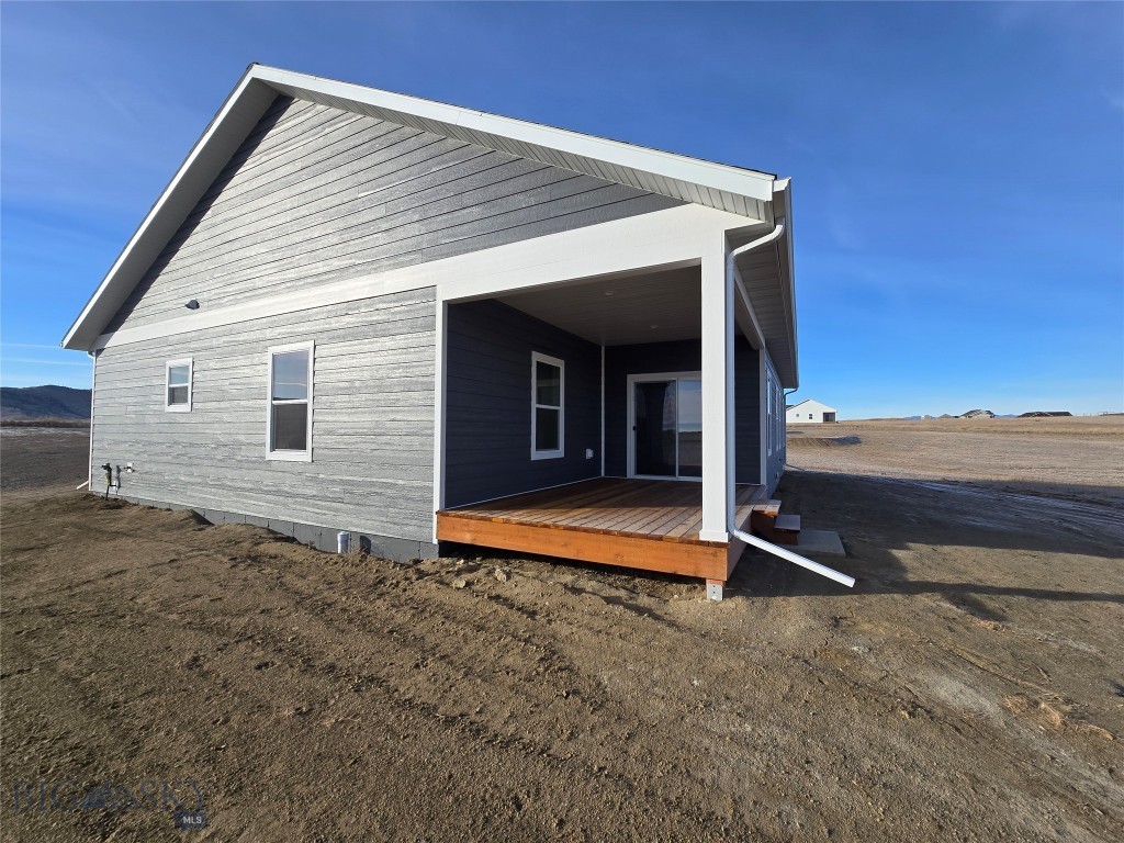 7 E Overland Property Photo 25