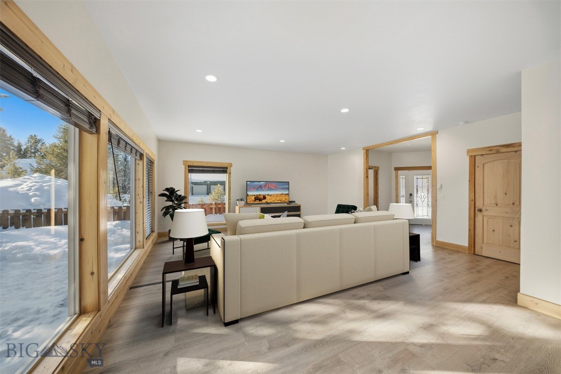 532 Gallatin Avenue Property Photo 14