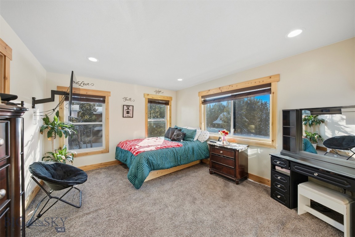 532 Gallatin Avenue Property Photo 27