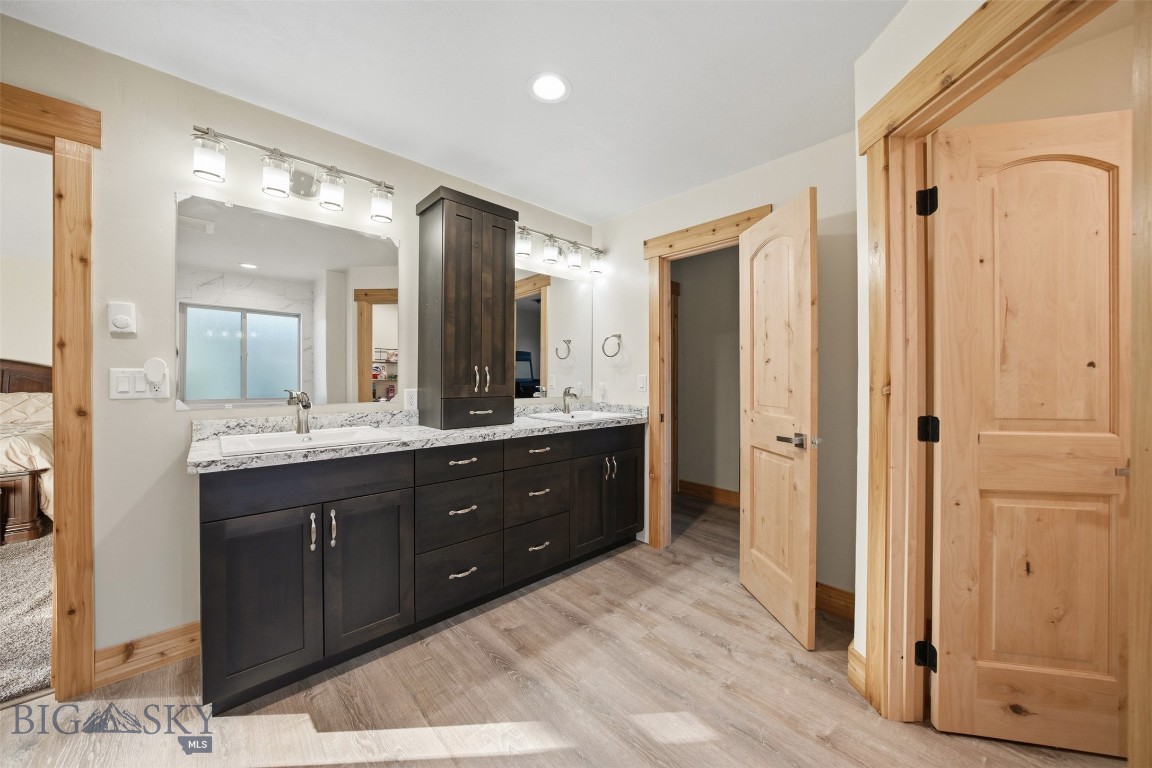 532 Gallatin Avenue Property Photo 45