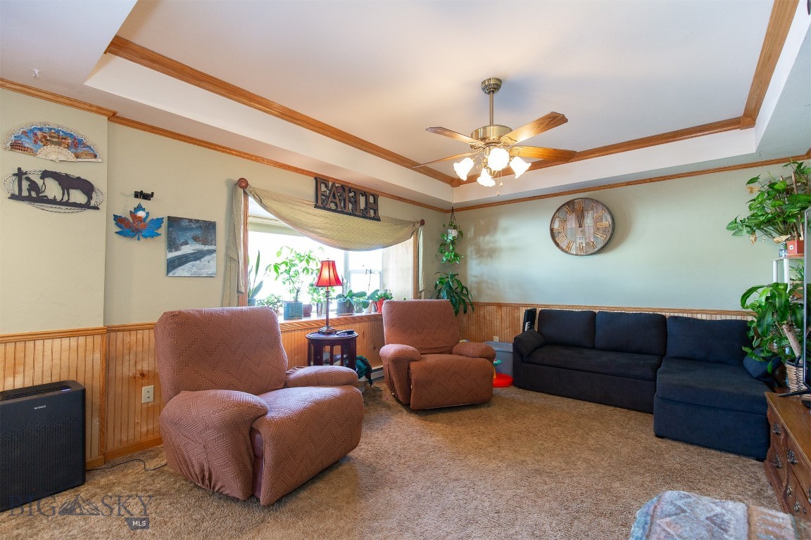 106 E Hamilton Street Property Photo 13