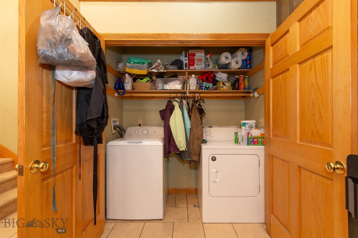 106 E Hamilton Street Property Photo 17