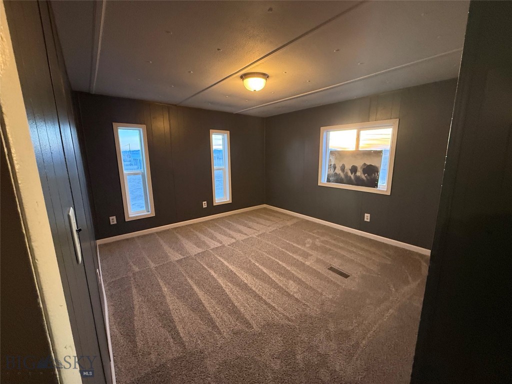 685 5th Avenue Property Photo 27