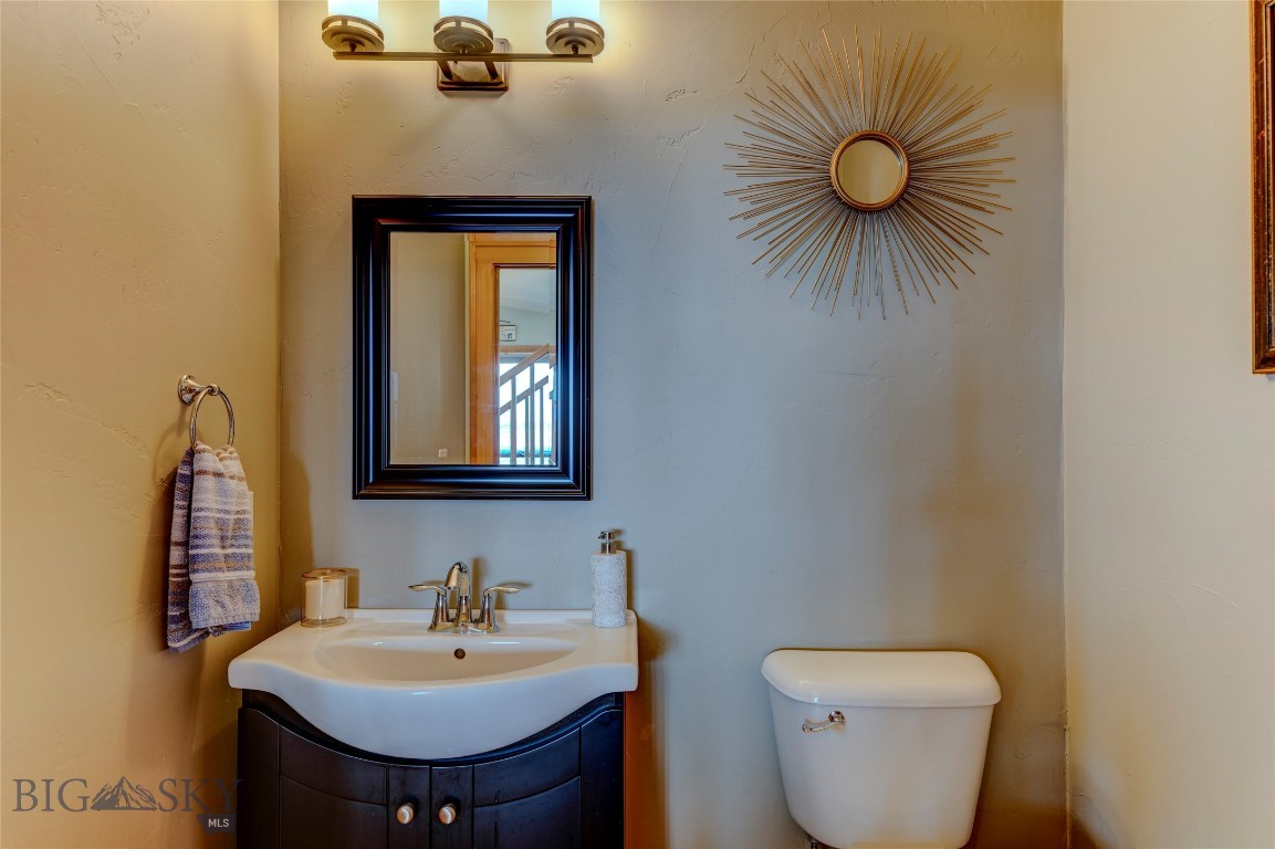1006 Eagle Court Property Photo 10