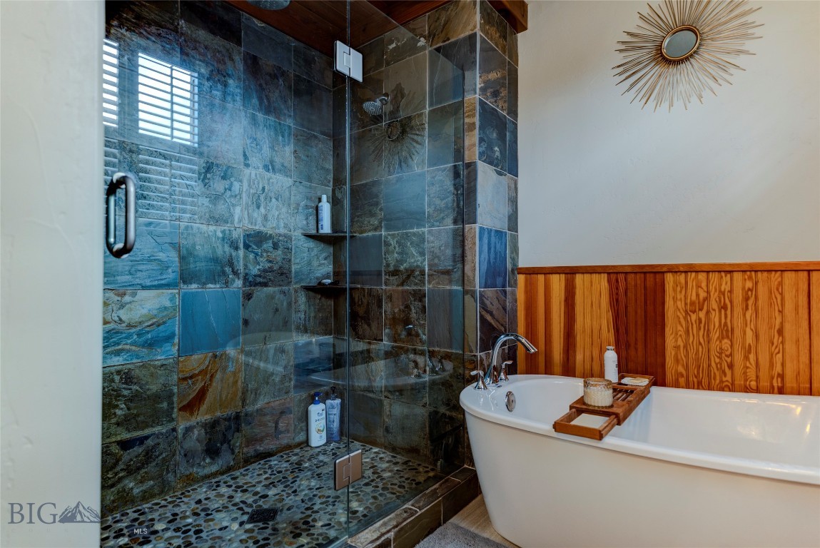 1006 Eagle Court Property Photo 17