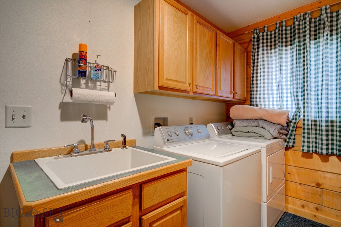13 Coachman Lane Property Photo 20