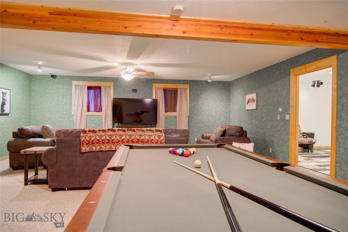 13 Coachman Lane Property Photo 22