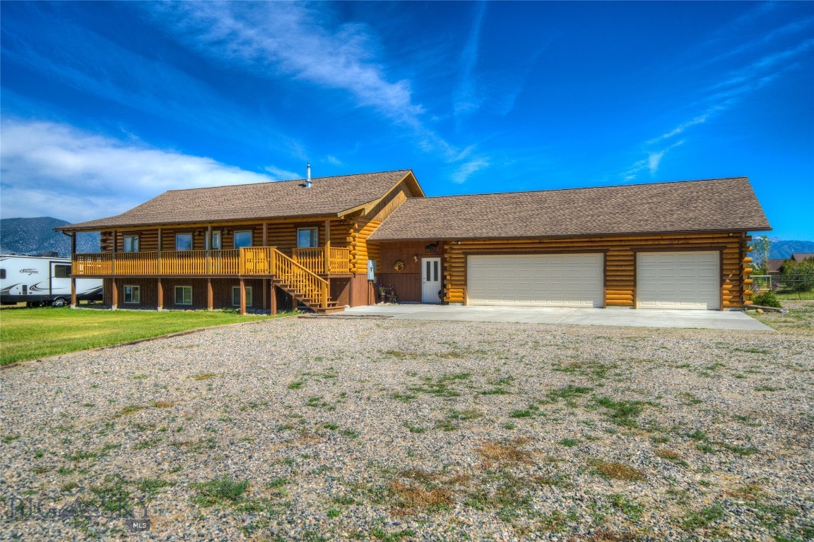 13 Coachman Lane Property Photo 42