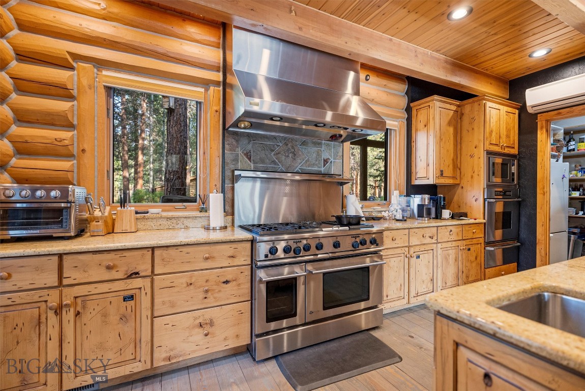 408626 Property Photo 27