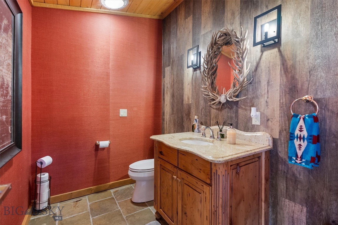 408626 Property Photo 28