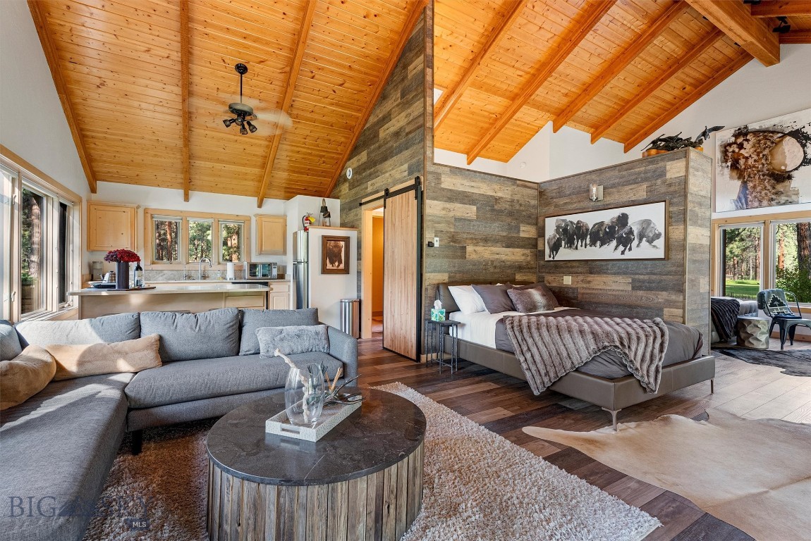 408626 Property Photo 56