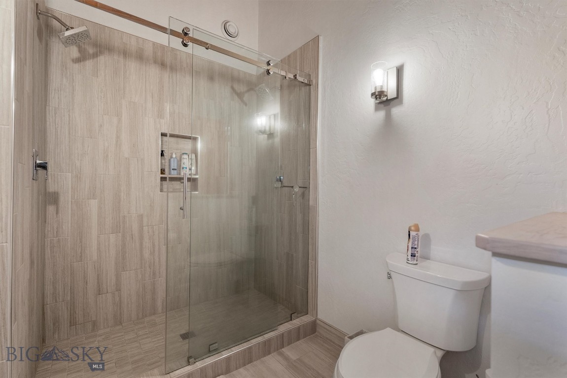 408626 Property Photo 69