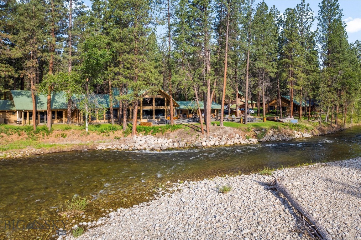 408626 Property Photo 94