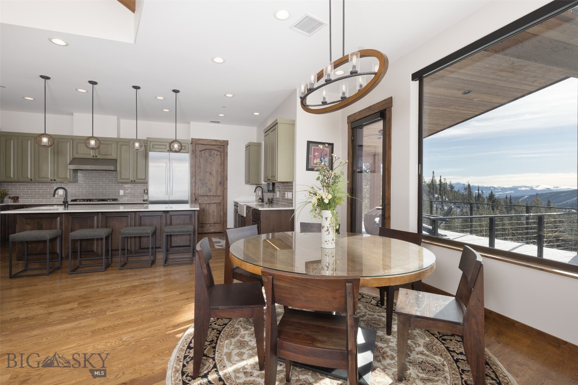 19 White Grass Property Photo 14