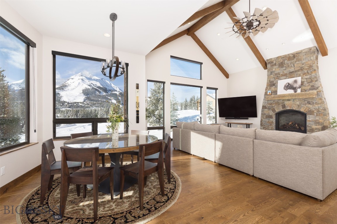 19 White Grass Property Photo 16