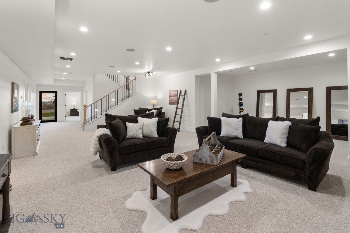 94 Snowcat Drive Property Photo 12