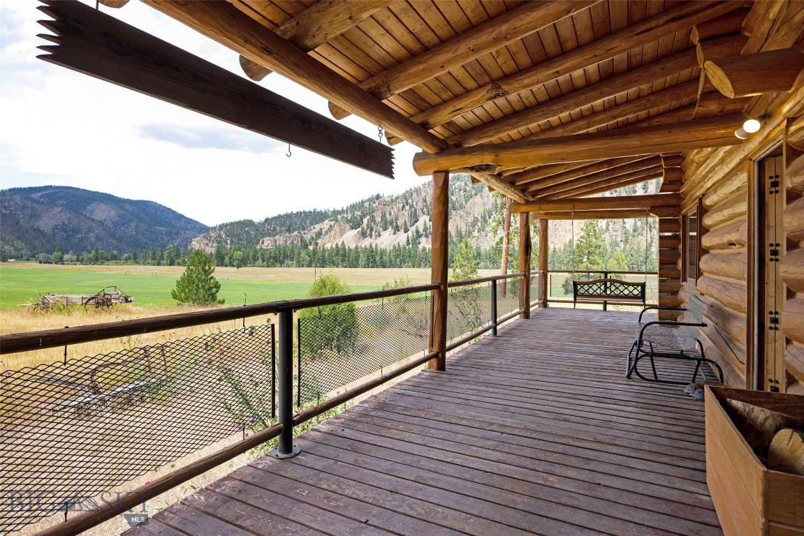 408695 Property Photo 13