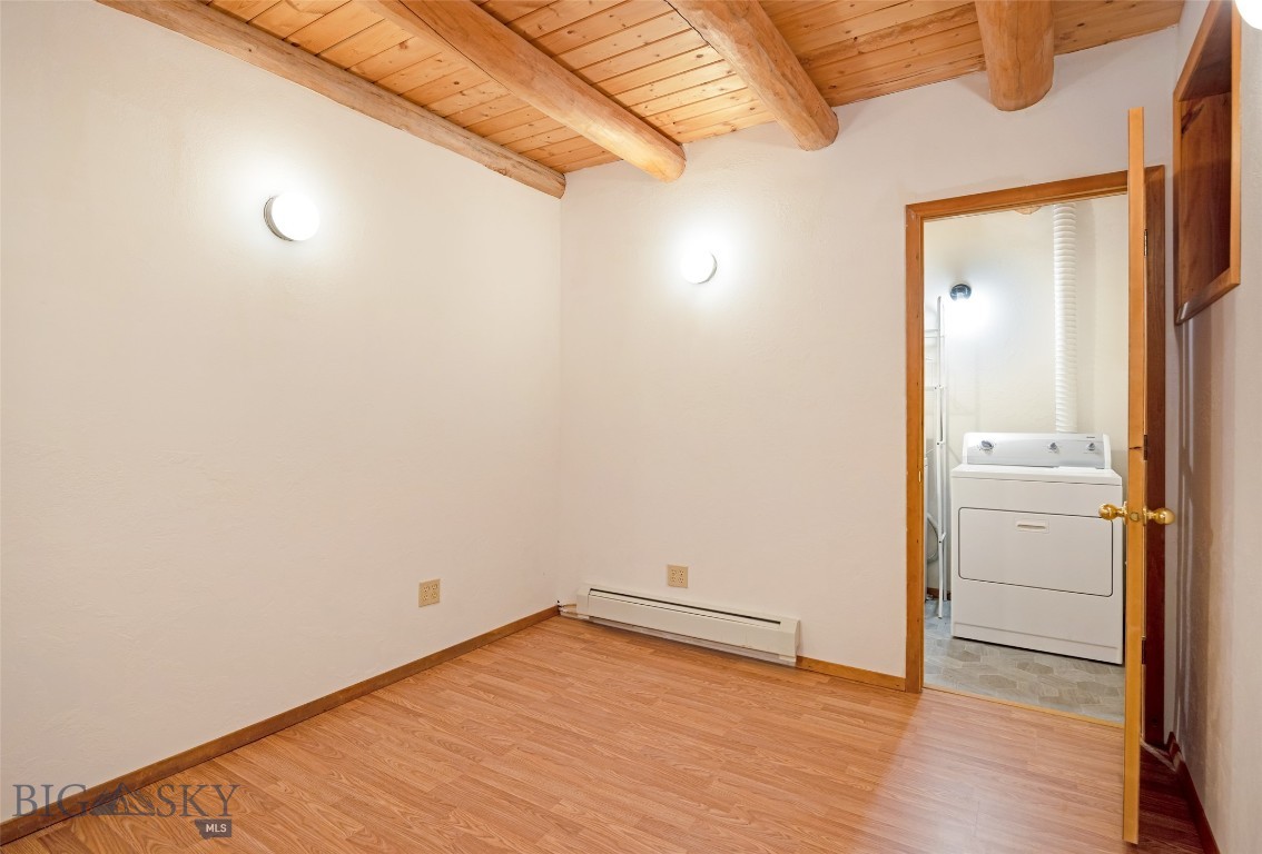 408695 Property Photo 28