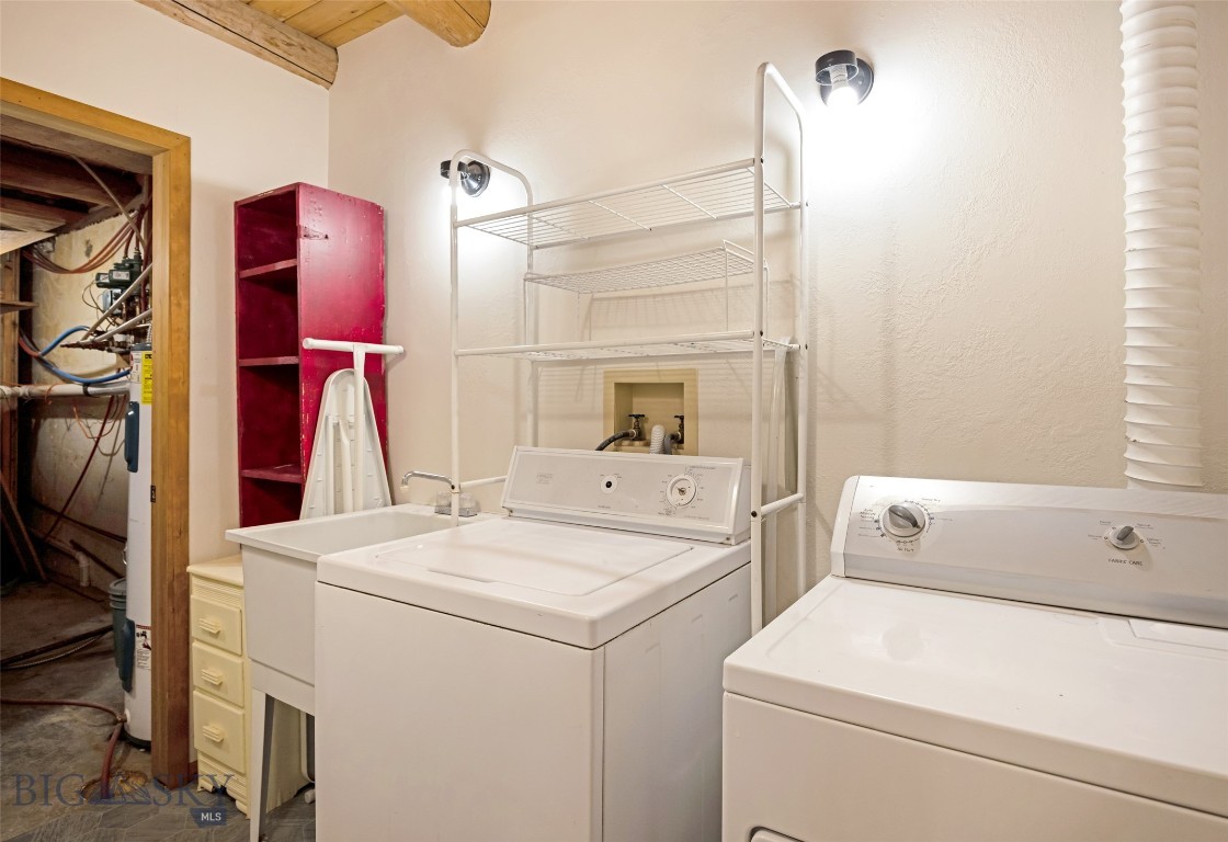 408695 Property Photo 29