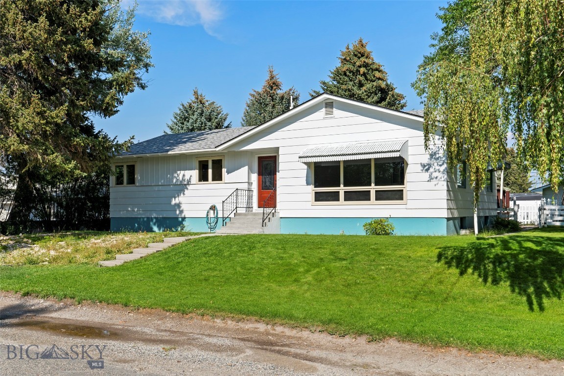 408718 Property Photo 1