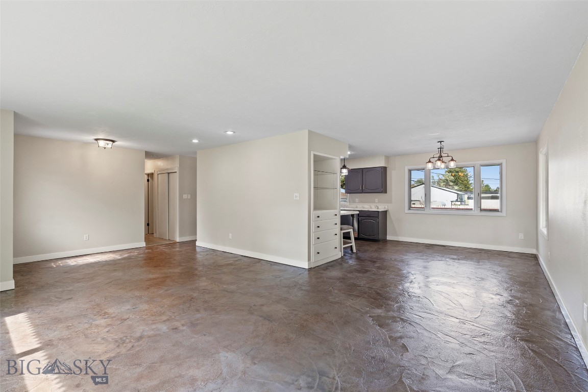 408718 Property Photo 15