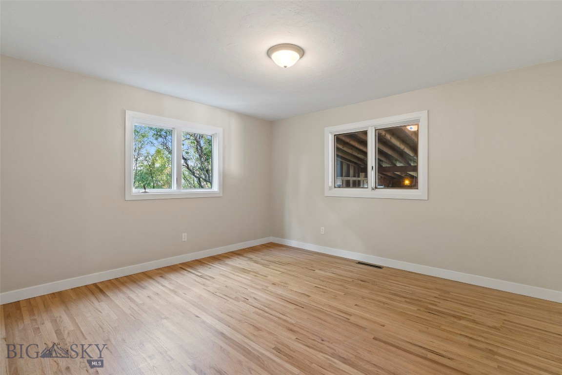 408718 Property Photo 31