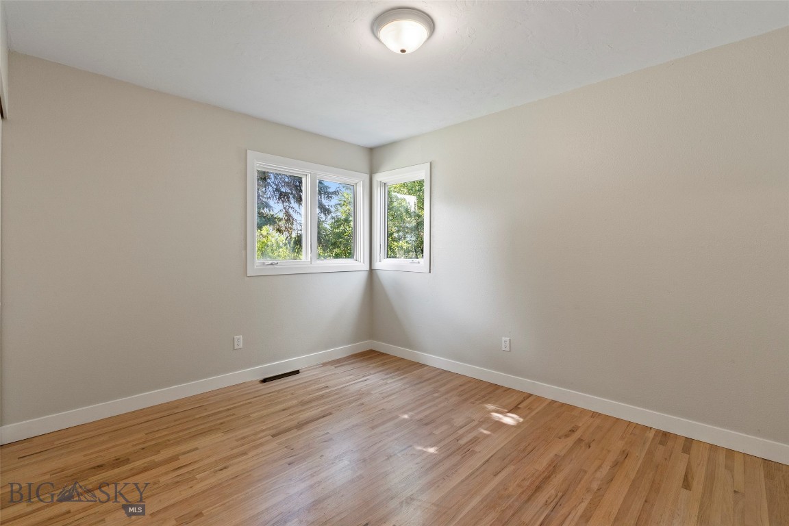 408718 Property Photo 34