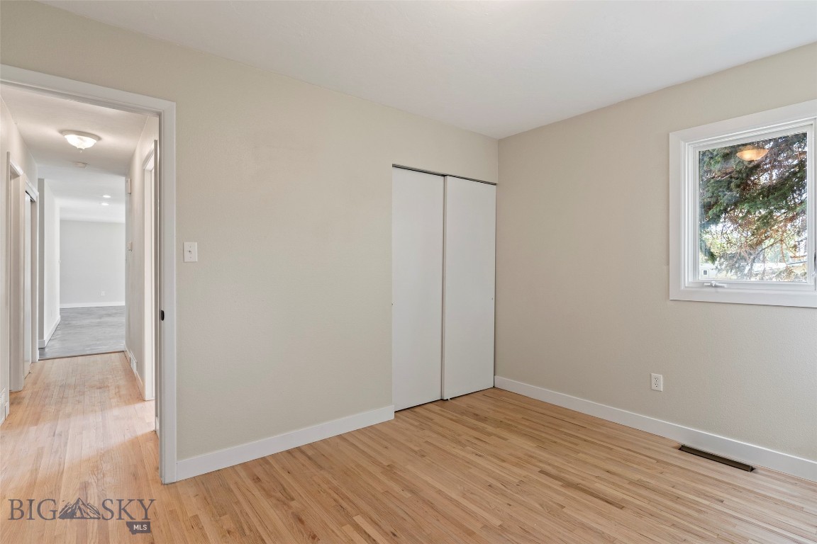 408718 Property Photo 36