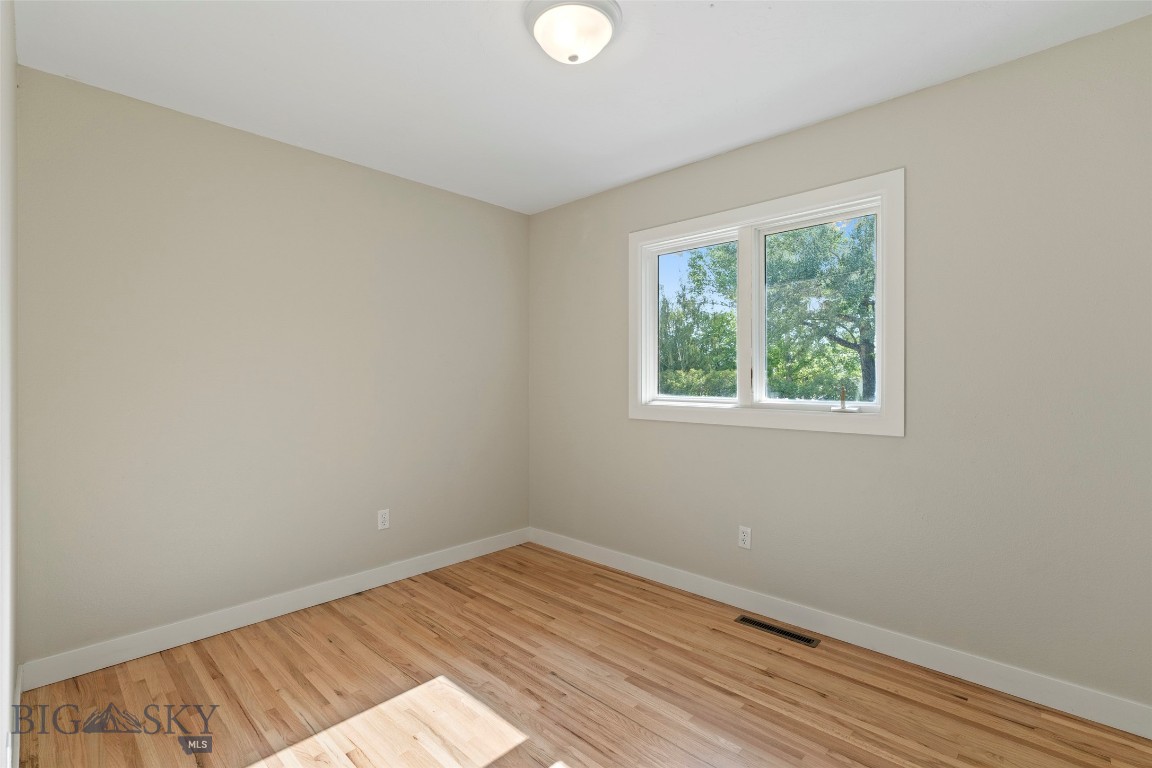 408718 Property Photo 40