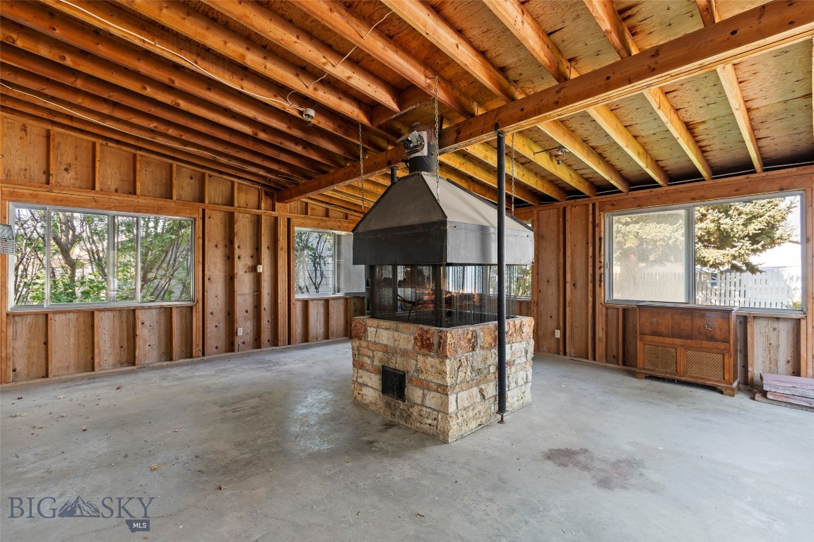 408718 Property Photo 59