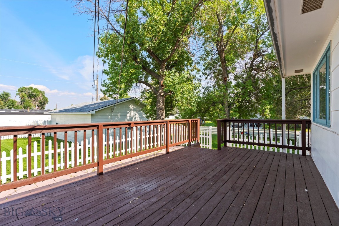 408718 Property Photo 73