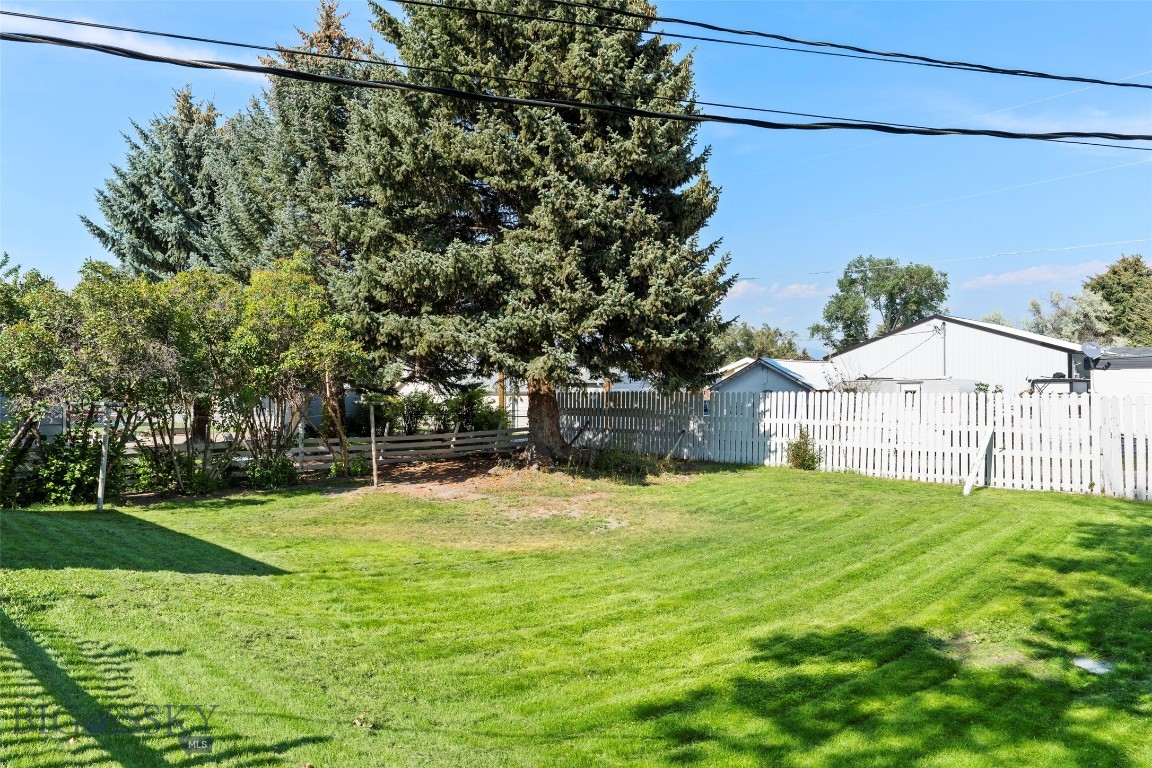 408718 Property Photo 74