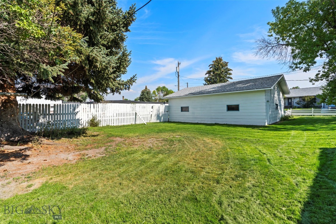 408718 Property Photo 82