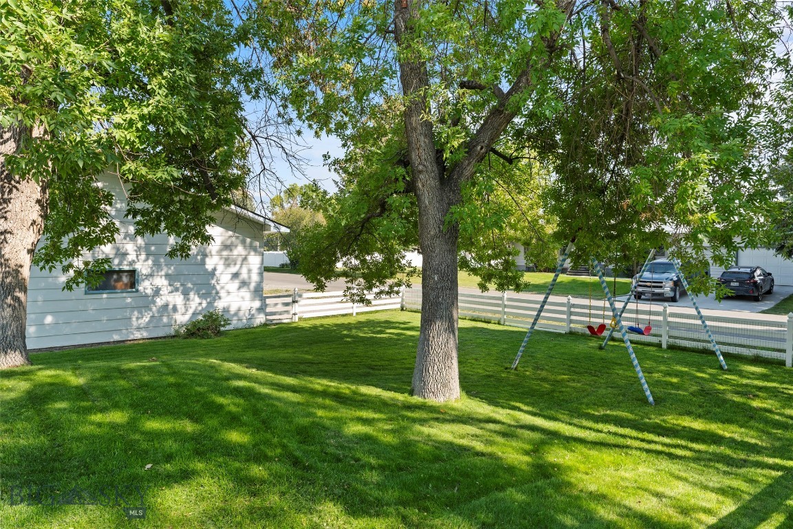 408718 Property Photo 84