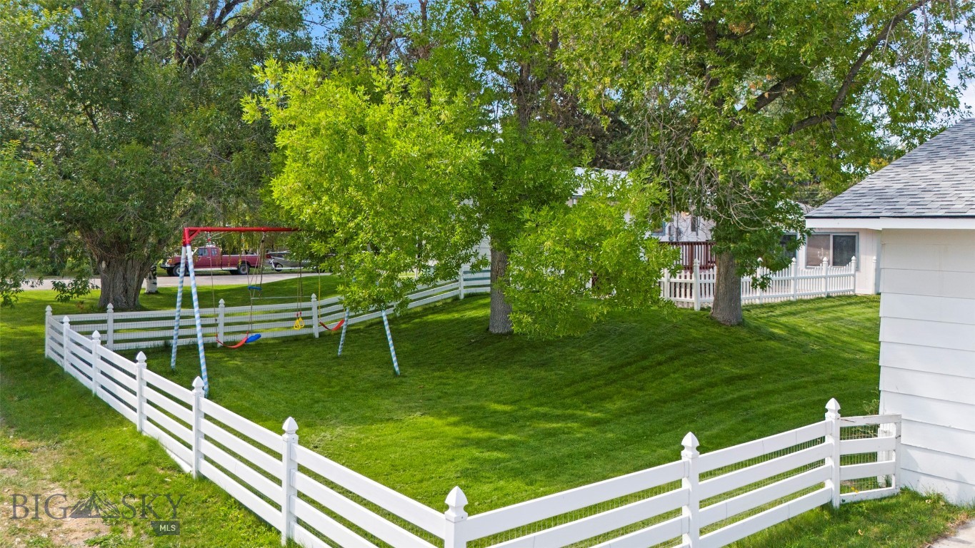 408718 Property Photo 92