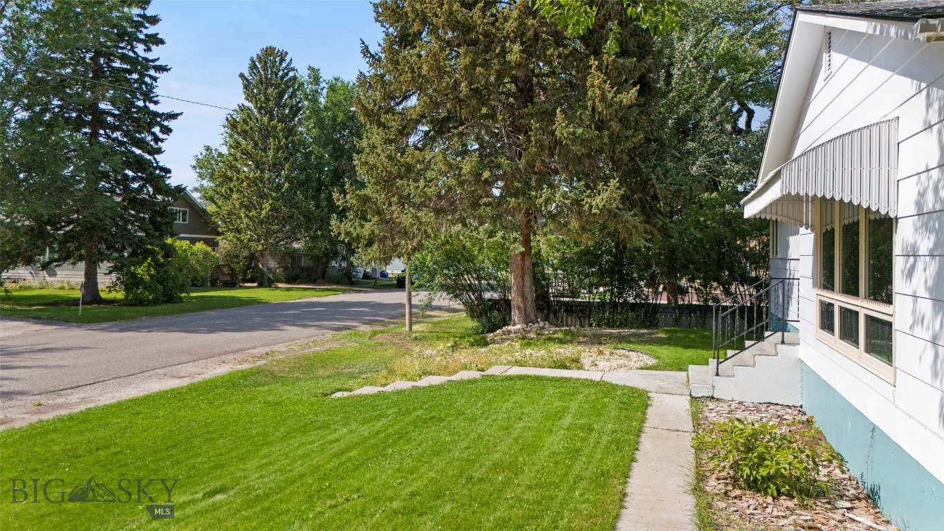 408718 Property Photo 96