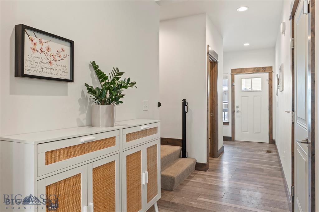 1140 Baxter Creek Way B Property Photo 6